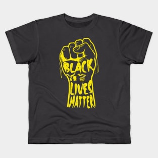 Black lives matter fist in yellow Kids T-Shirt